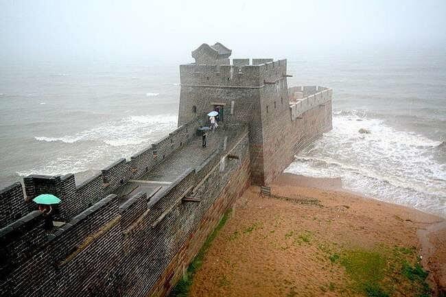 ¿Alguna vez te has preguntado dónde termina la Gran Muralla China?